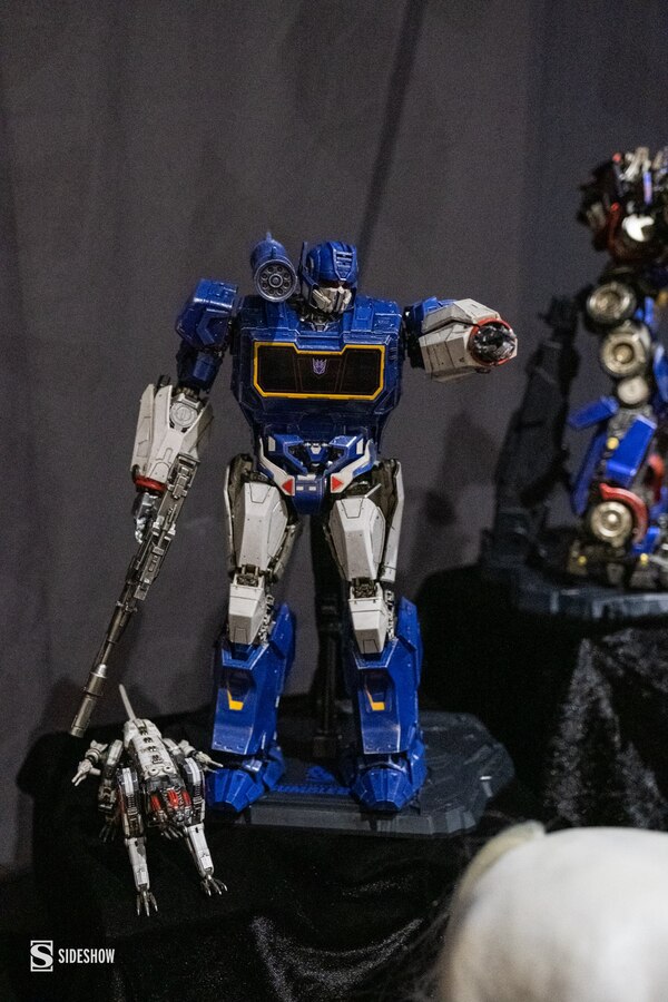 SDCC 2022   Sideshow Collectibles Soundwave Image  (4 of 5)